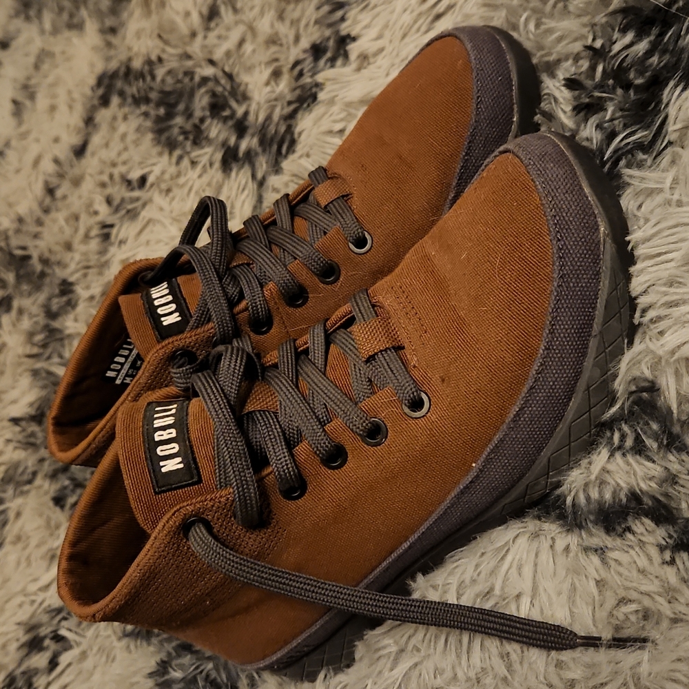 Training shoes